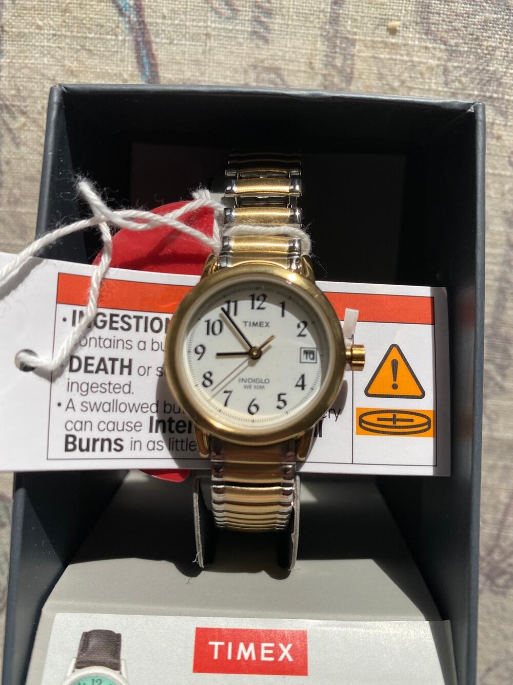 Timex Indiglo Watch Gold Tone Stainless Steel Expansion Stretch Band Quartz